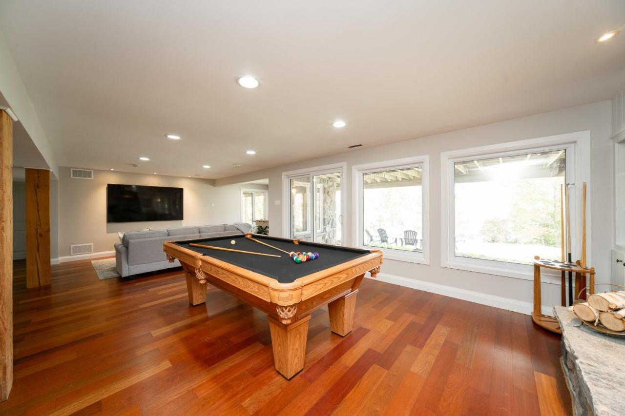 Villa Muskokawaterfront Pooltable 98Tv 6Acres à Huntsville Extérieur photo
