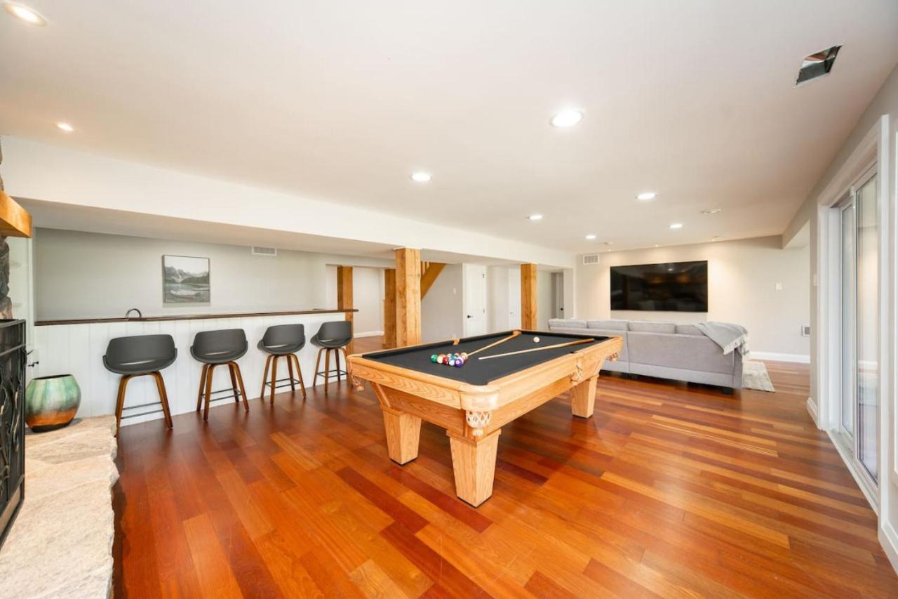 Villa Muskokawaterfront Pooltable 98Tv 6Acres à Huntsville Extérieur photo